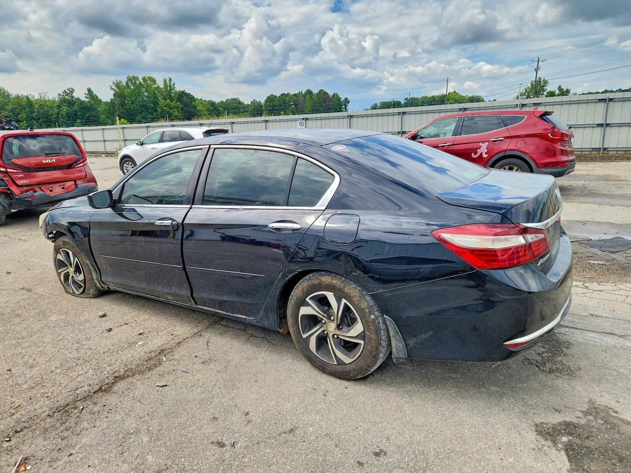 2017 Honda Accord Lx - Фото 2