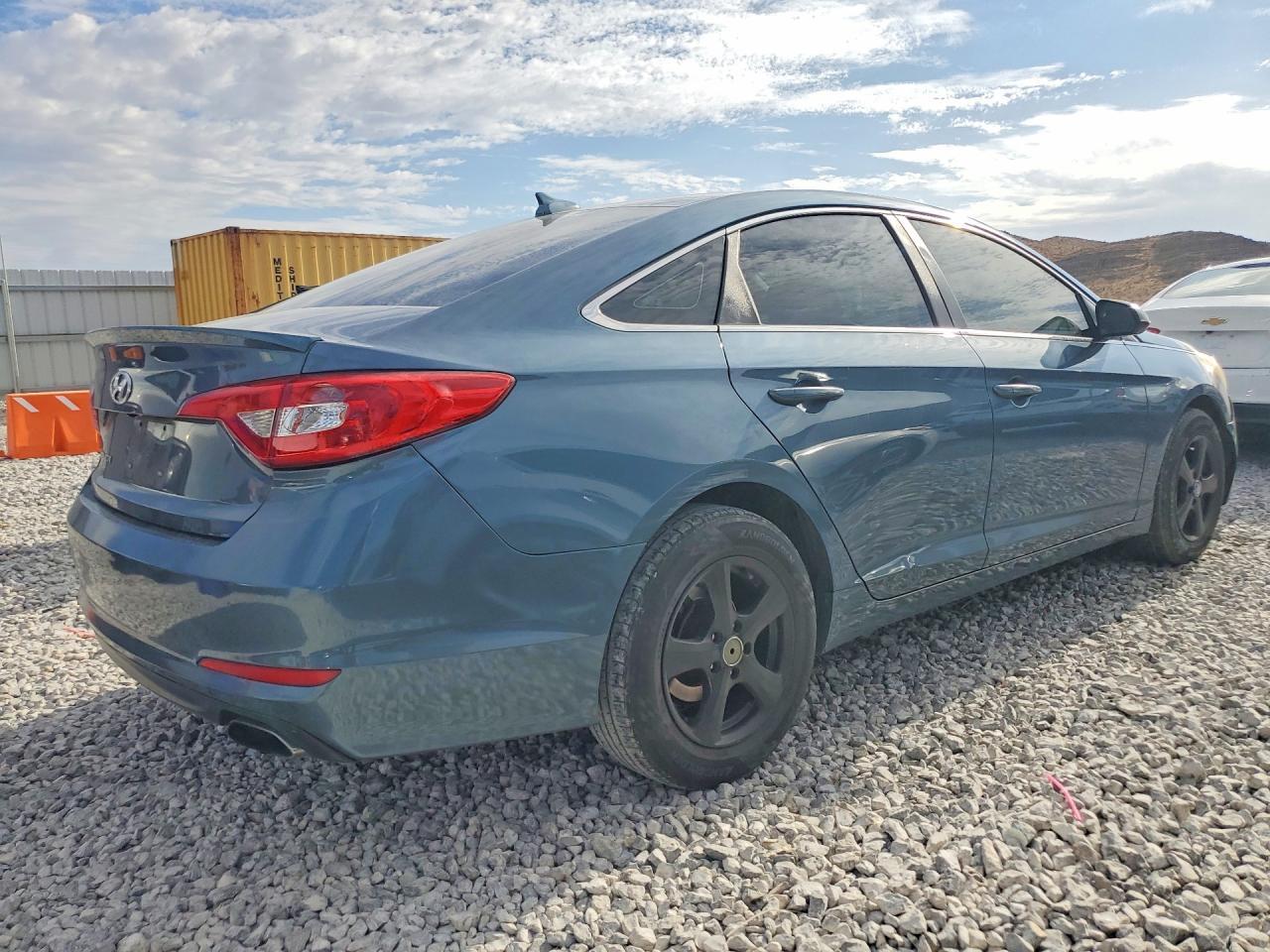 2016 Hyundai Sonata Se - Image 3