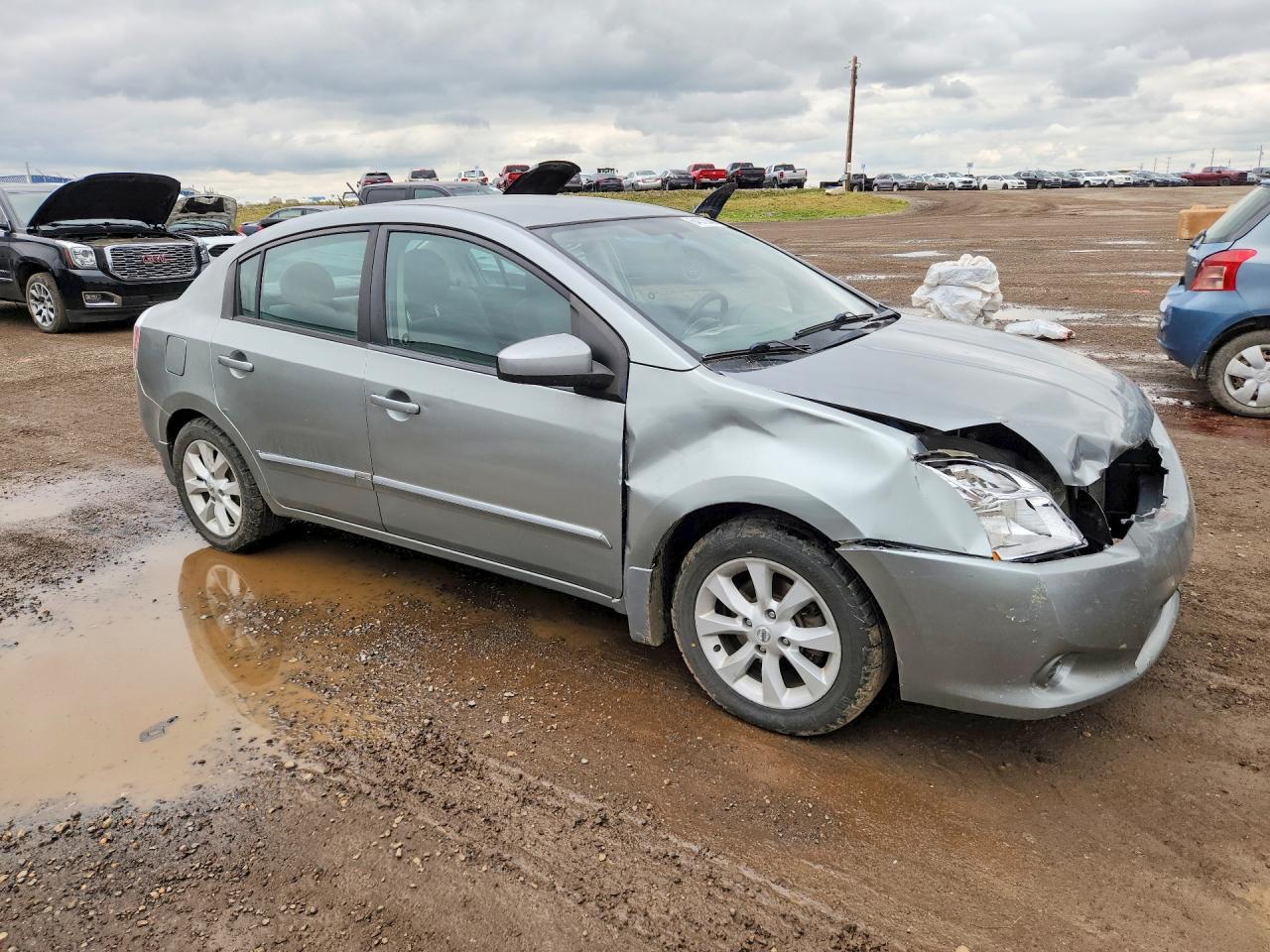 2010 Nissan Sentra 2.0 - Image 4