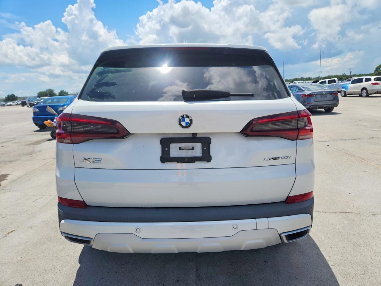 2022 BMW X5 Sdrive 40I - Image 6