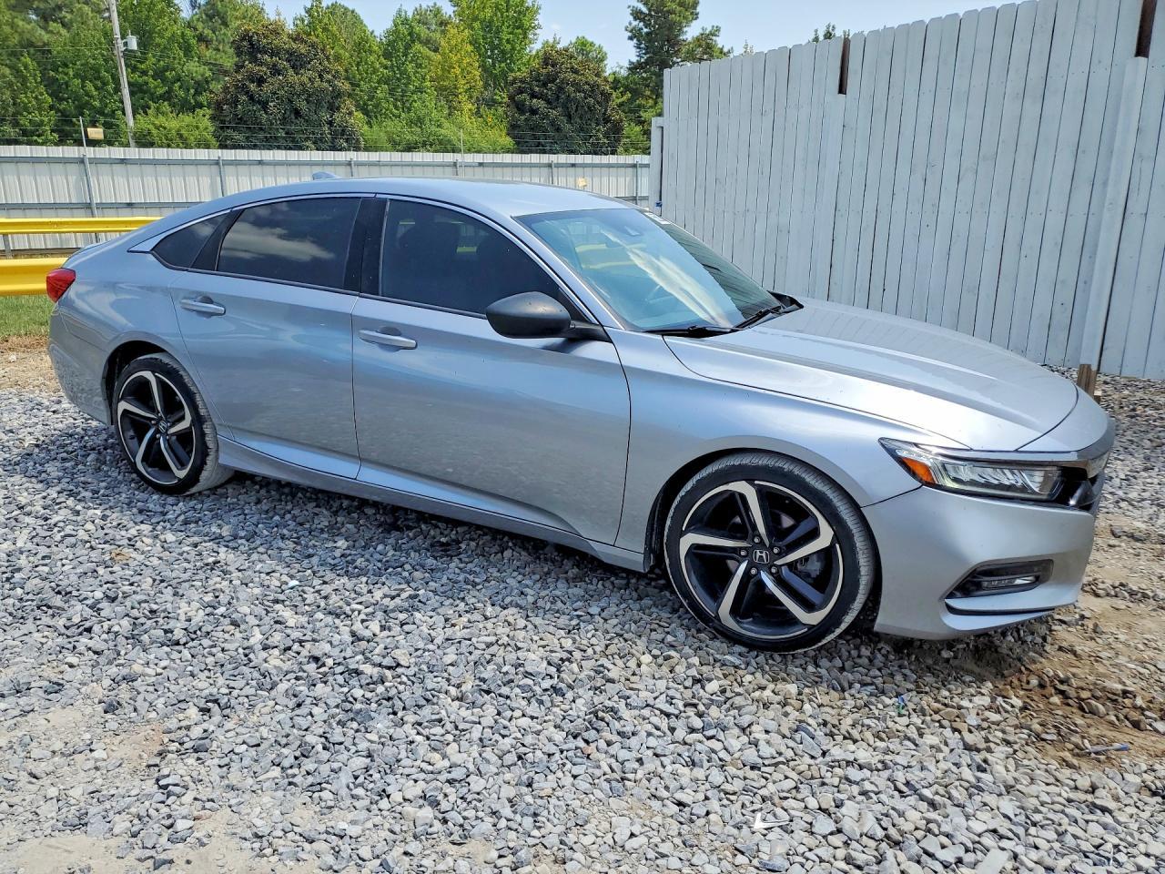 2020 Honda Accord Sport - Image 4