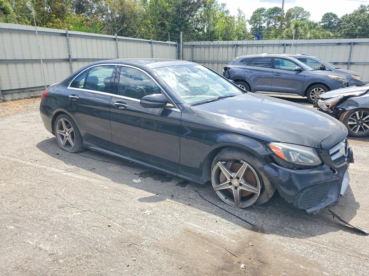 2016 Mercedes-Benz C 300 4Matic - Фото 4