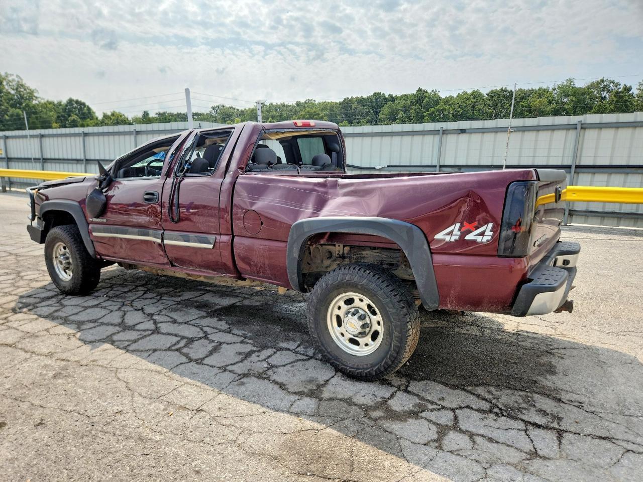 2003 Chevrolet Silverado K2500 Heavy Duty - Фото 2