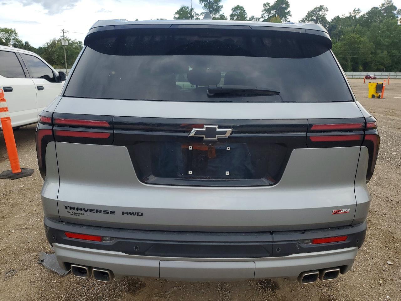 2024 Chevrolet Traverse Lt Z71 - Фото 6