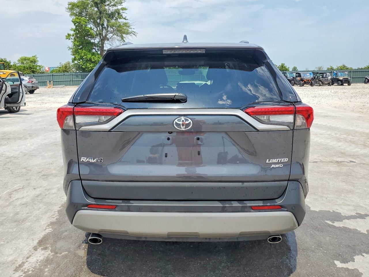 2024 Toyota Rav4 Limited - Фото 6