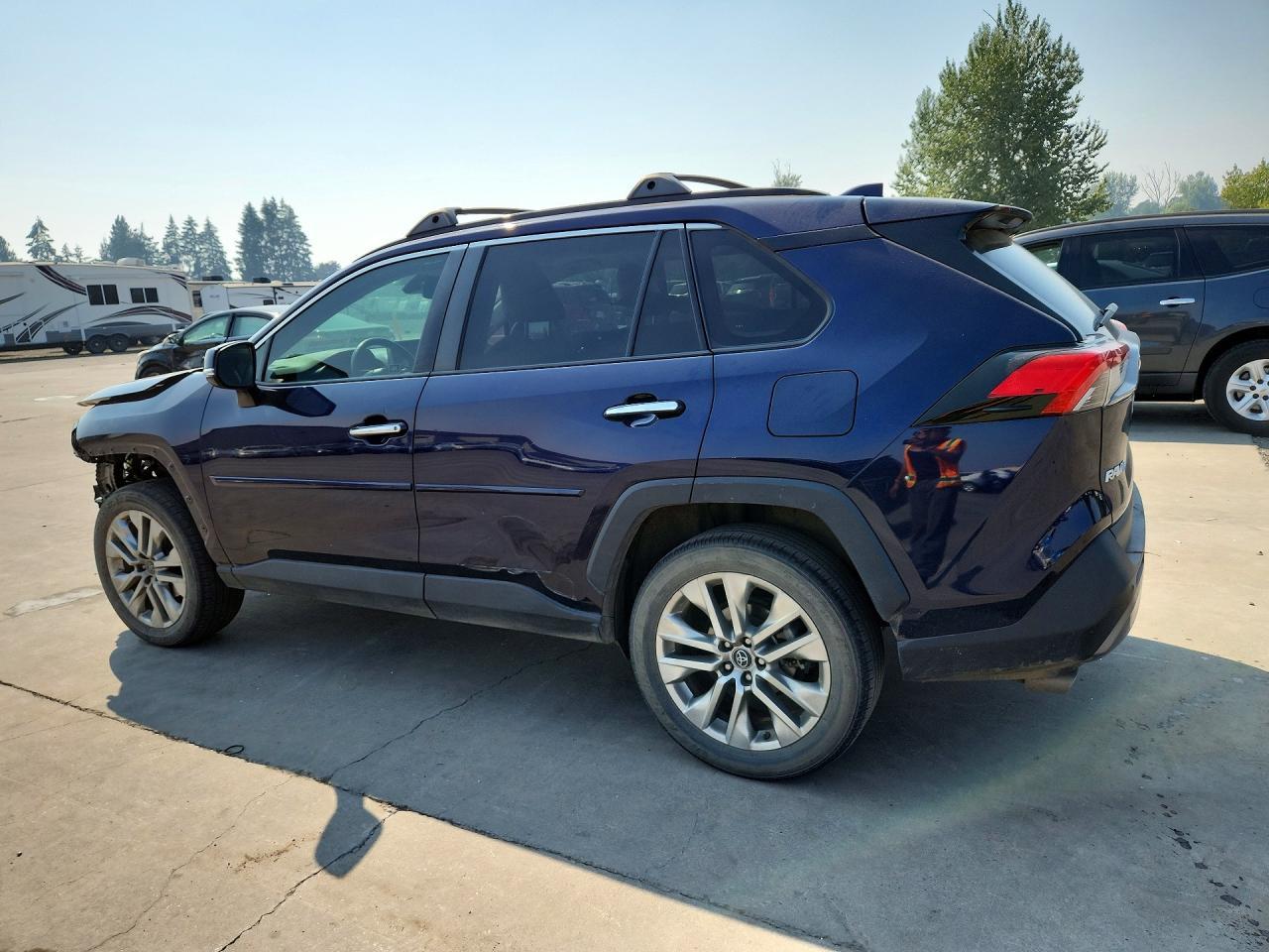 2019 Toyota Rav4 Limited - Фото 2