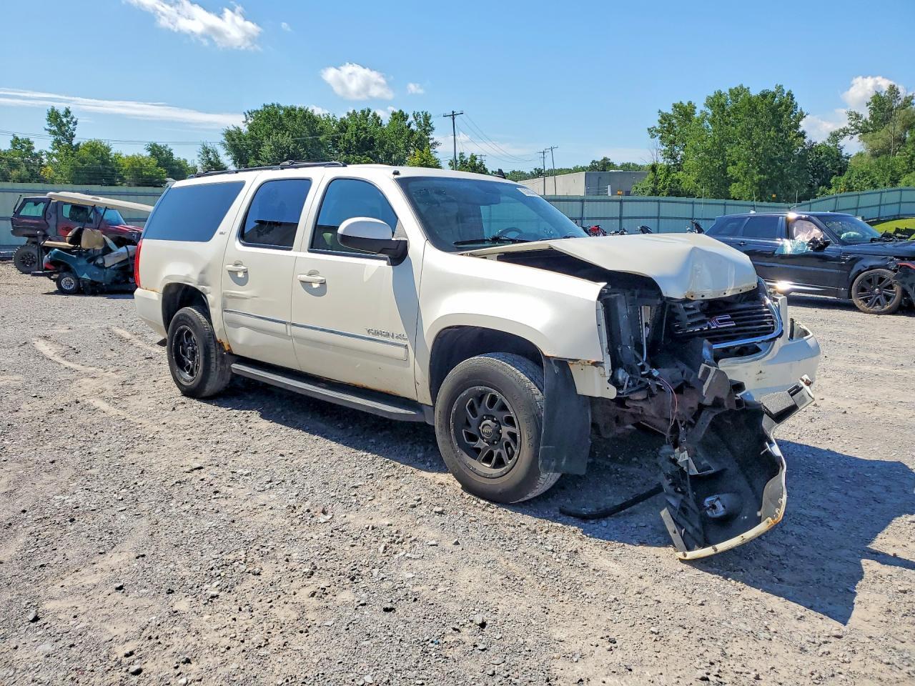 2011 GMC Yukon Xl K1500 Slt - Image 4