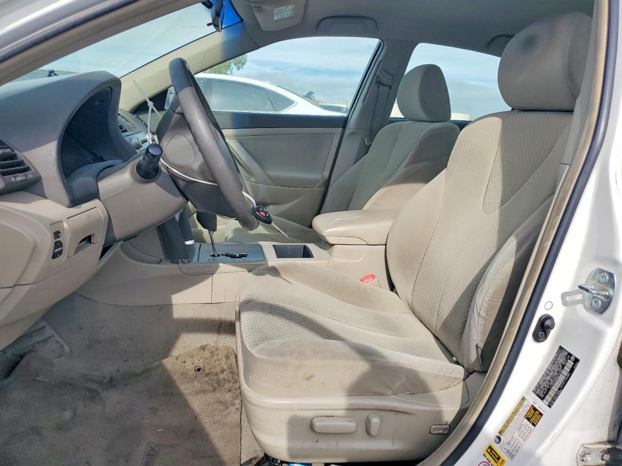 2008 Toyota Camry Le - Фото 7