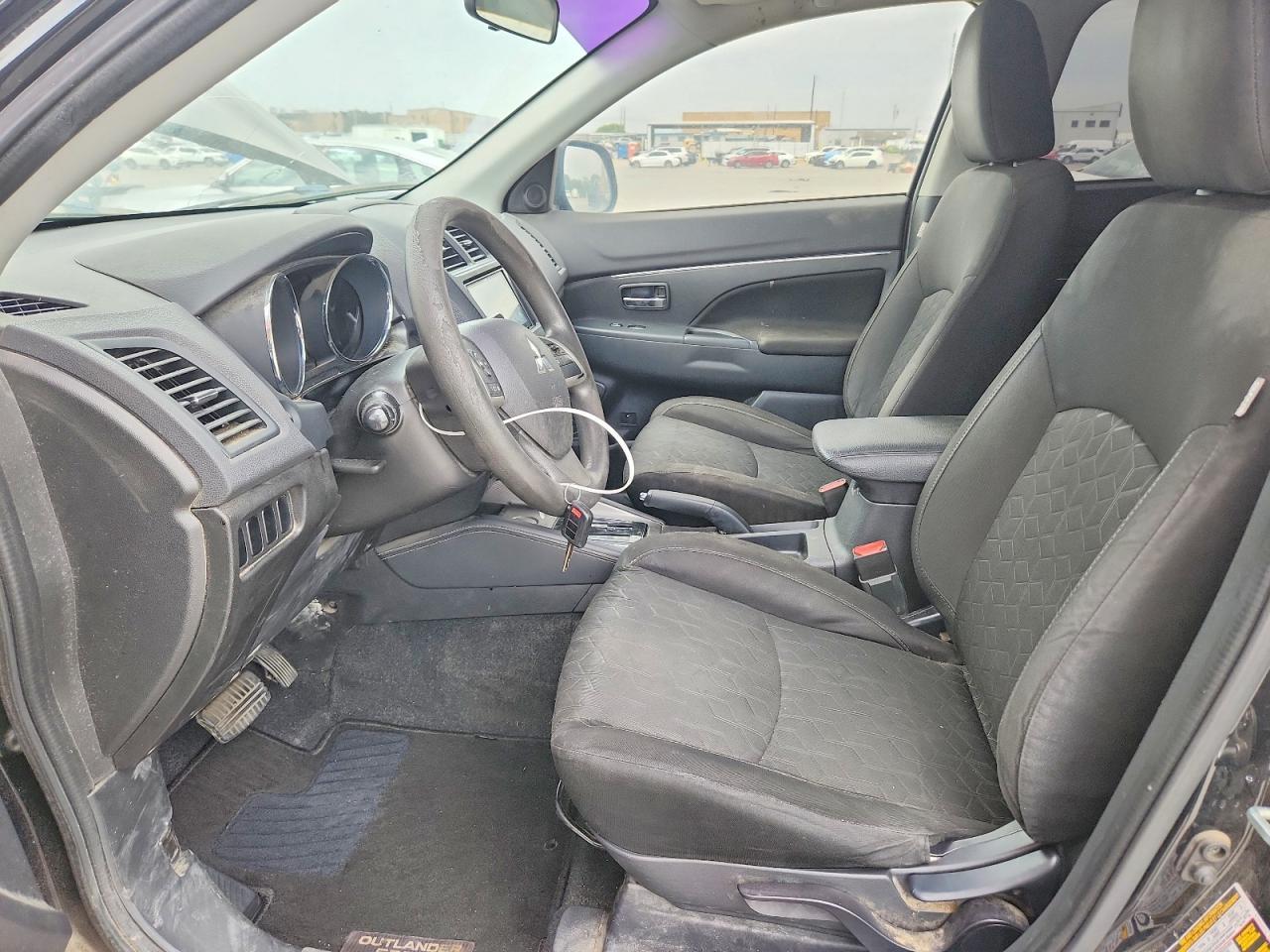 2020 Mitsubishi Outlander Sport Es - Фото 7