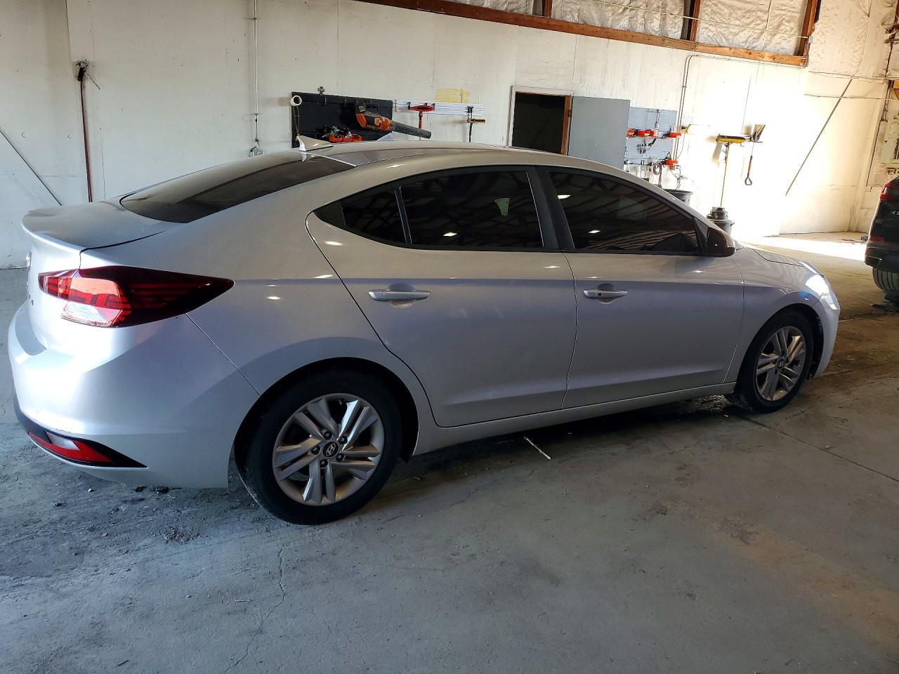 2019 Hyundai Elantra Value Edition - Фото 3