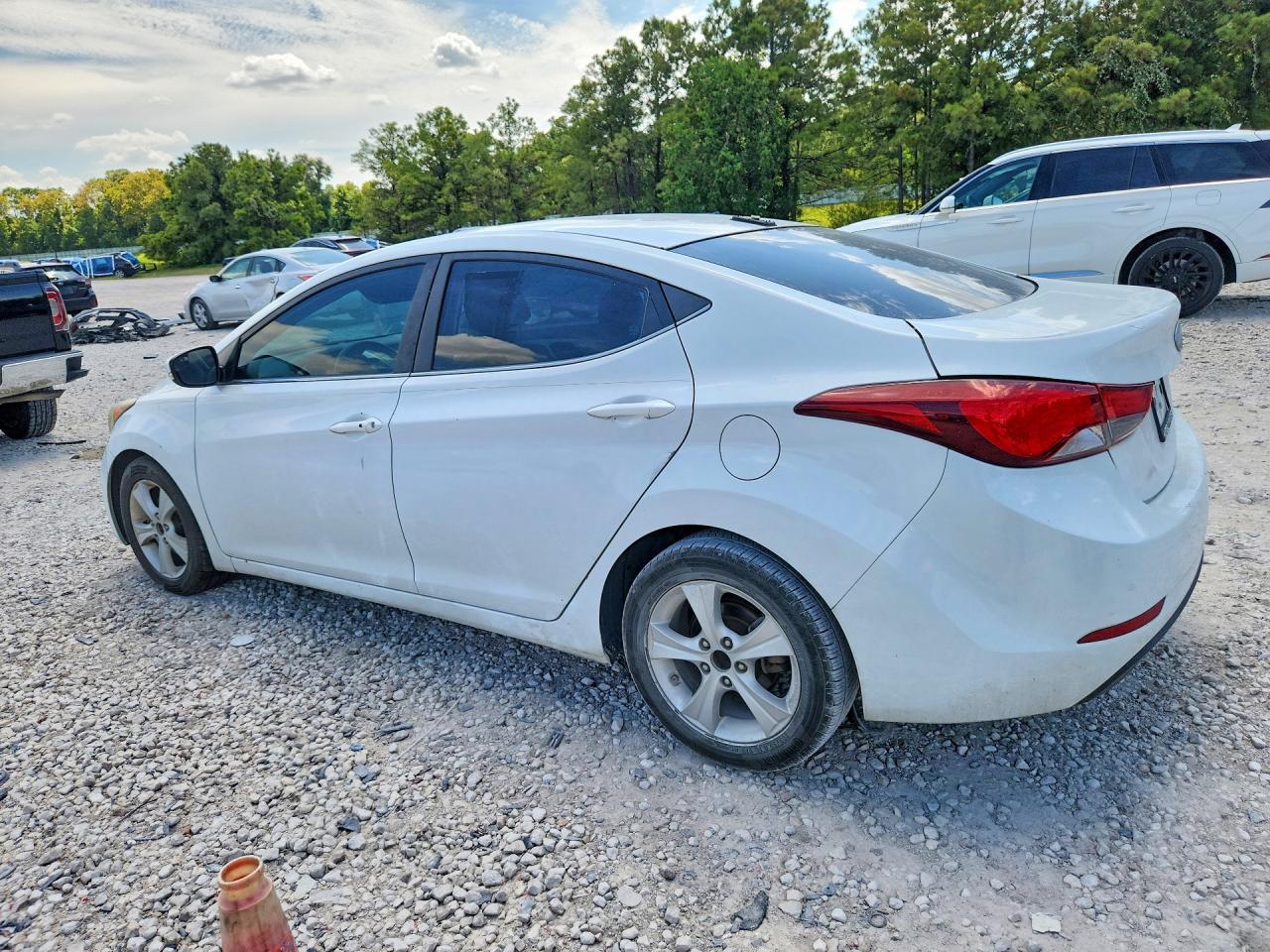 2016 Hyundai Elantra Value Edition - Фото 2
