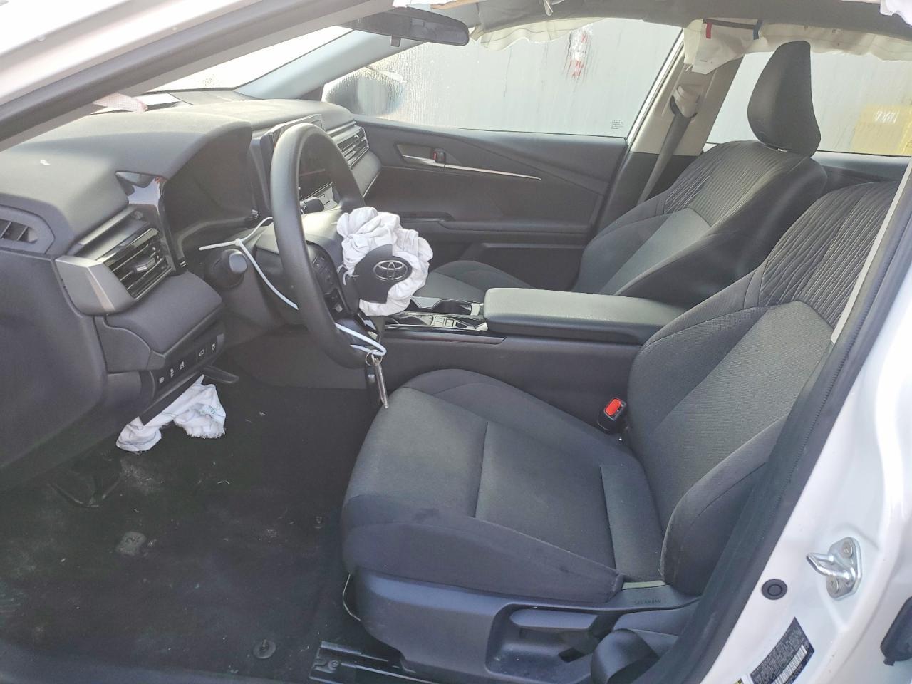 2025 Toyota Camry Le - Фото 7