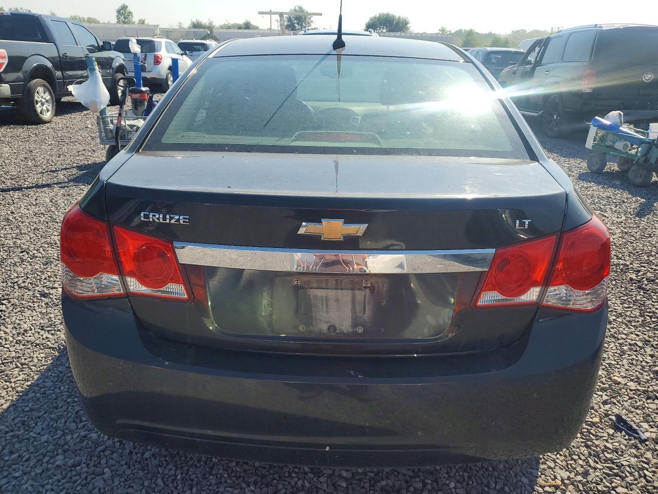 2014 Chevrolet Cruze Lt - Image 6