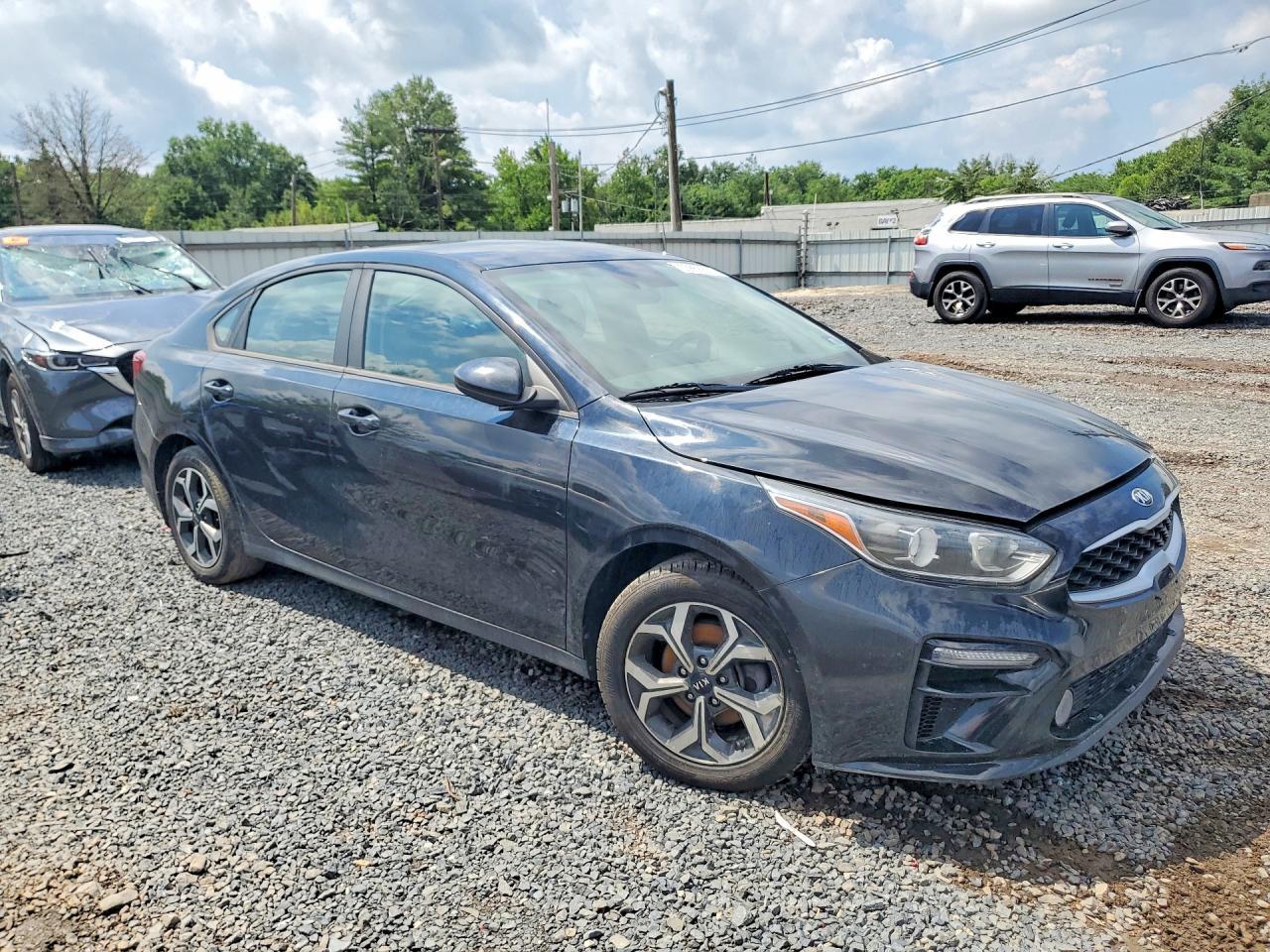 2019 Kia Forte Lxs - Фото 4
