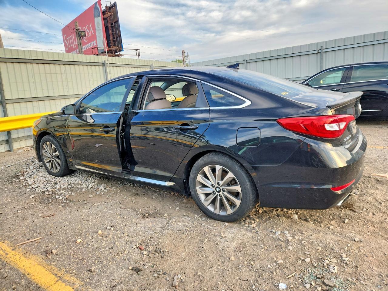 2015 Hyundai Sonata Sport - Фото 2