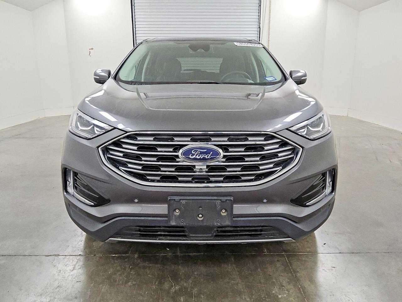 2022 Ford Edge Titanium - Фото 5