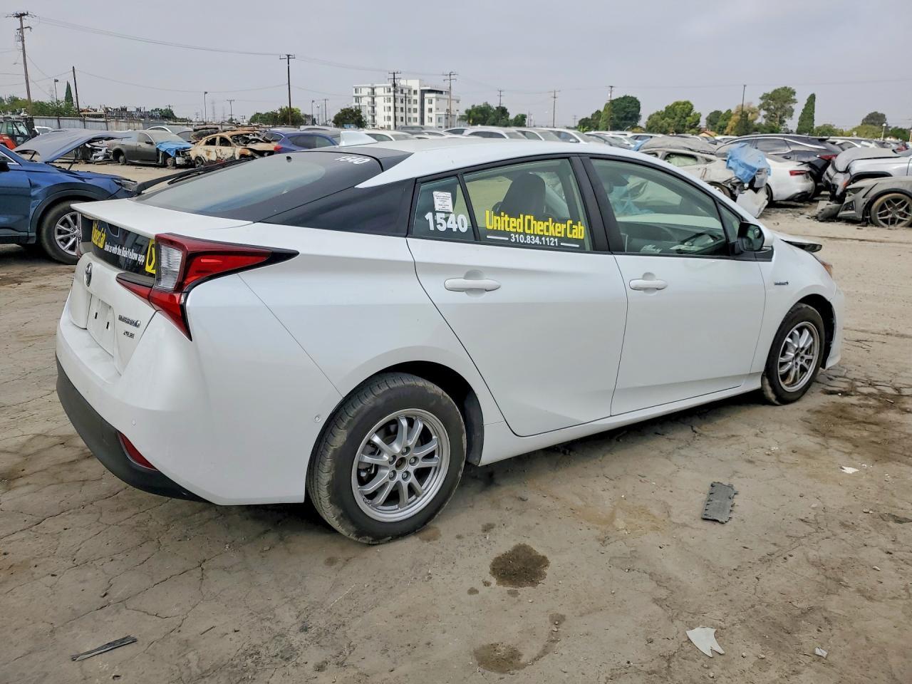 2021 Toyota Prius Ltd - Фото 3