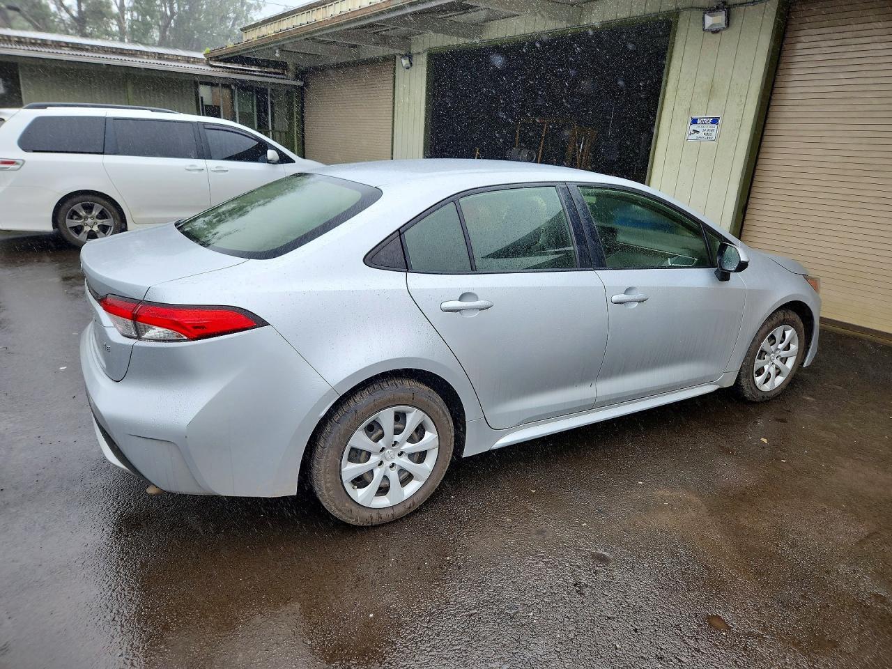 2022 Toyota Corolla Le - Фото 3