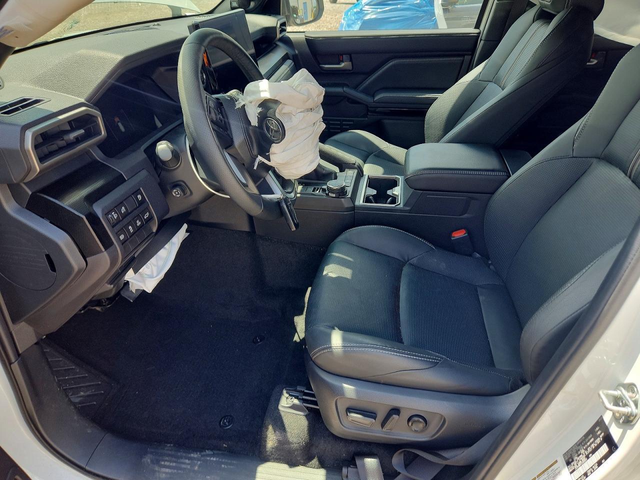 2025 Toyota 4Runner Limited - Image 7