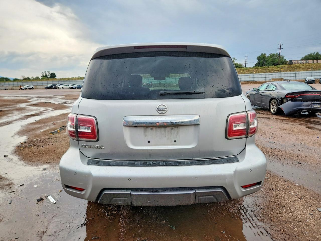 2020 Nissan Armada Sv - Image 6
