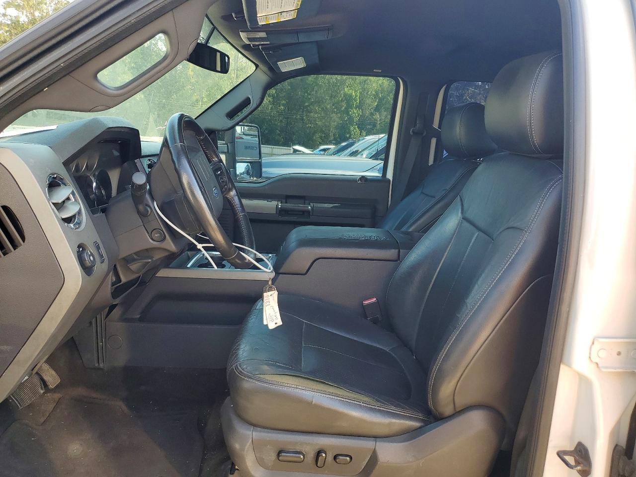 2012 Ford F250 Super Duty - Image 7