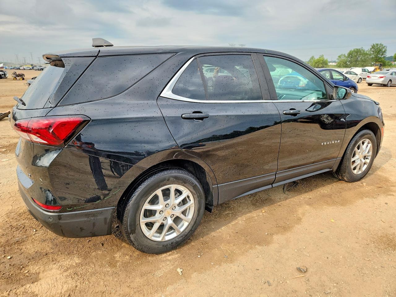 2022 Chevrolet Equinox Lt - Image 3