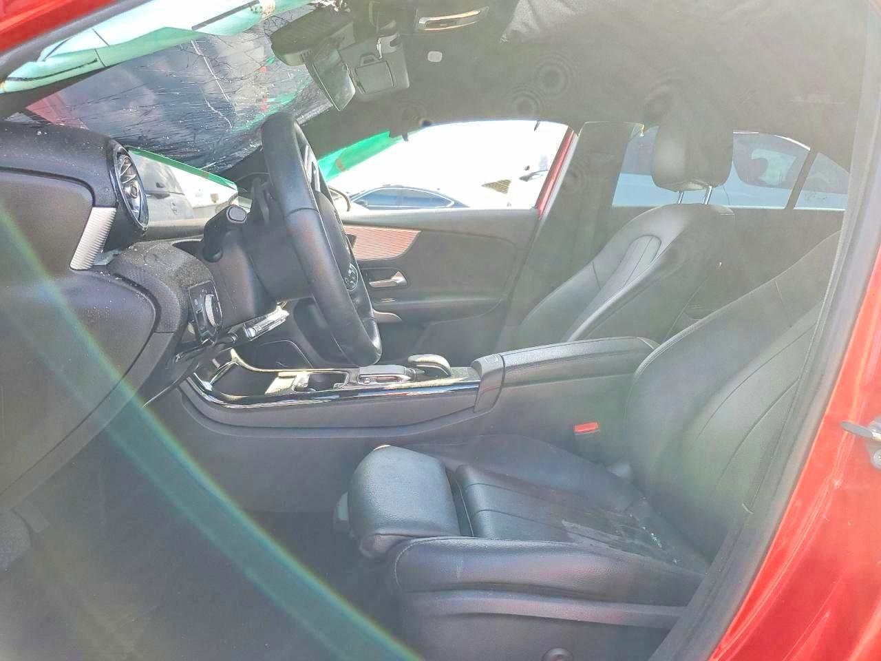 2020 Mercedes-Benz A 220 - Фото 7