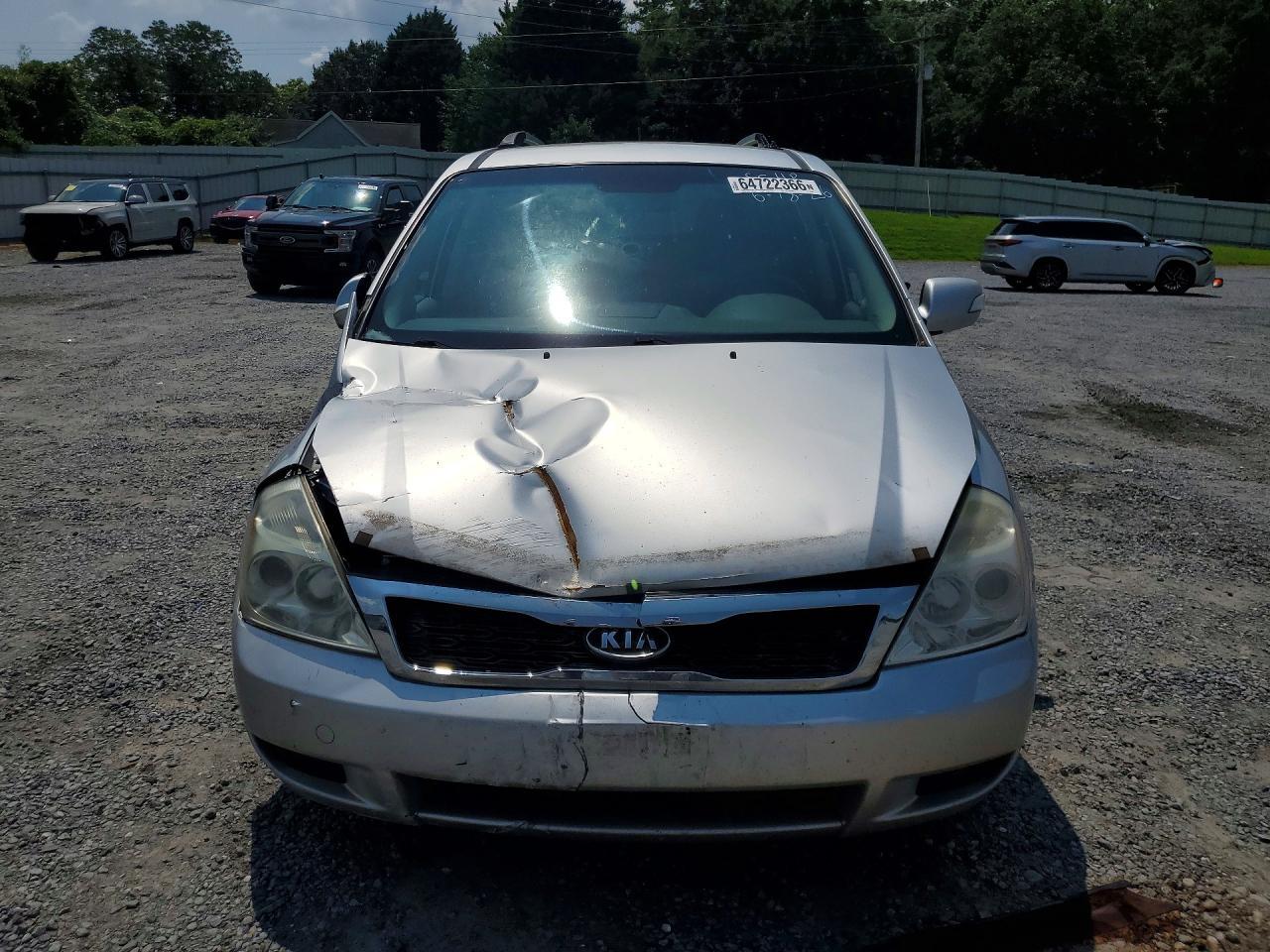 2012 Kia Sedona Lx - Фото 5