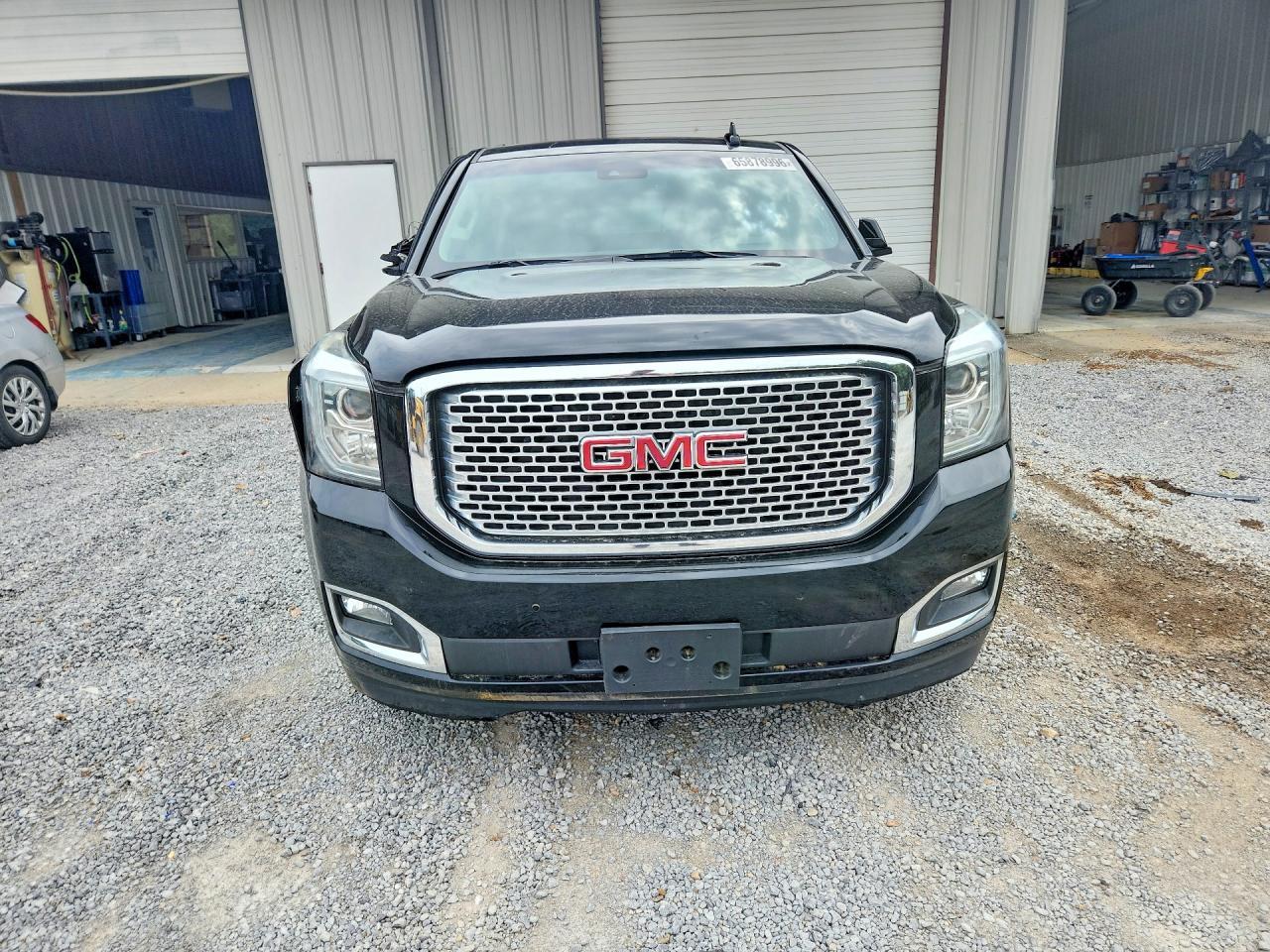 2016 GMC Yukon Denali - Image 5