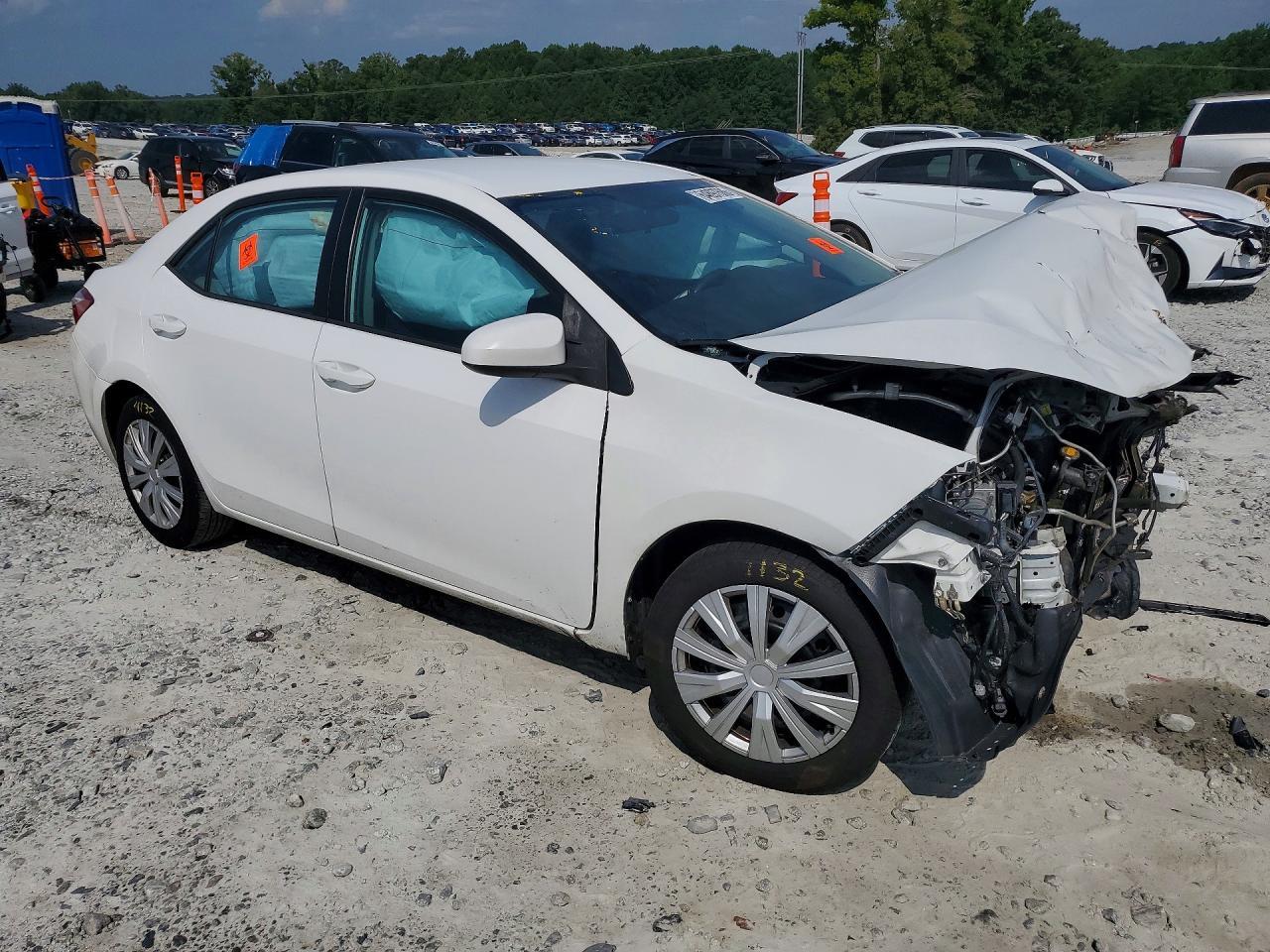 2015 Toyota Corolla Le - Фото 4