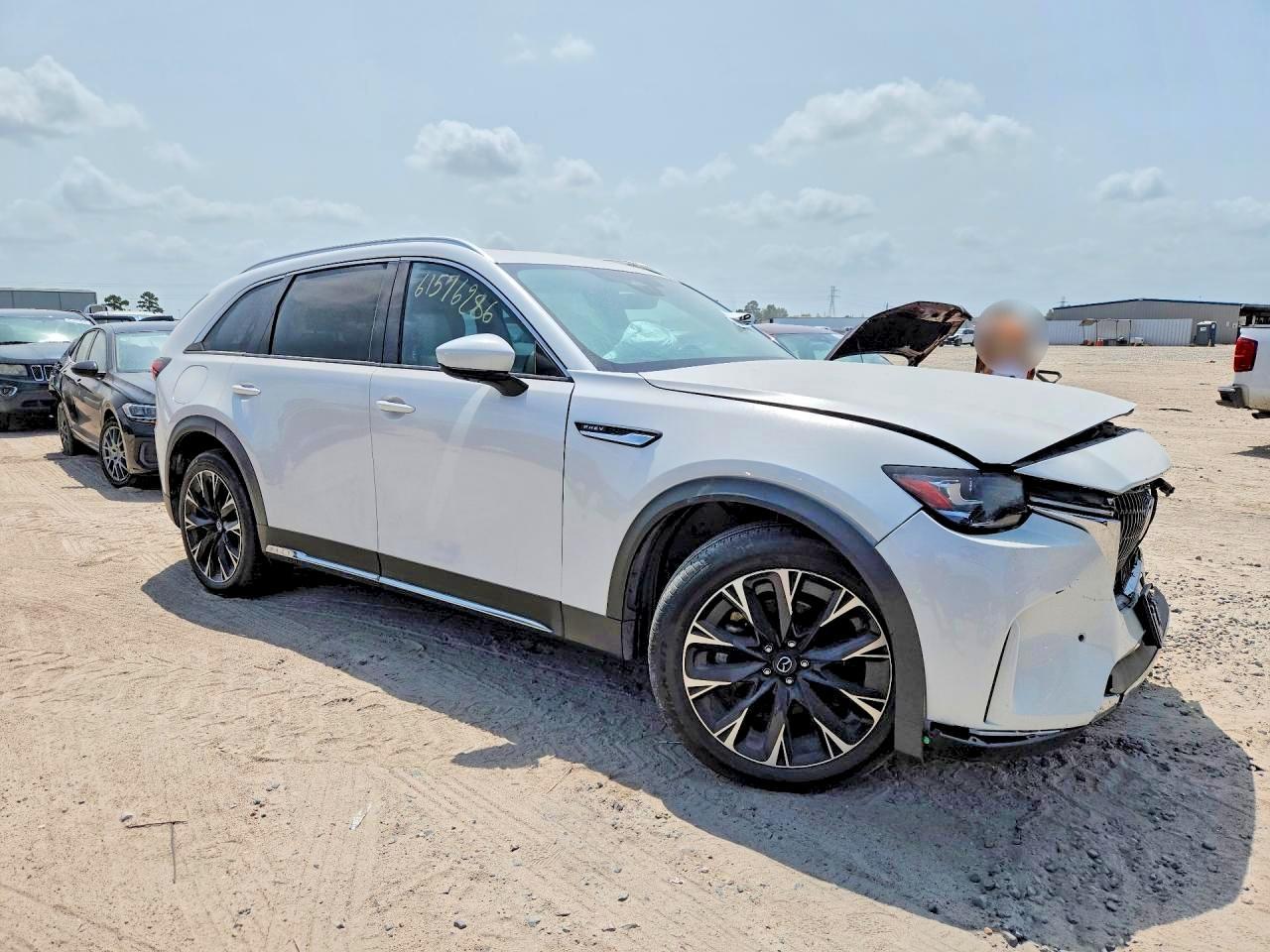 2024 Mazda Cx-90 Premium Plus - Image 4