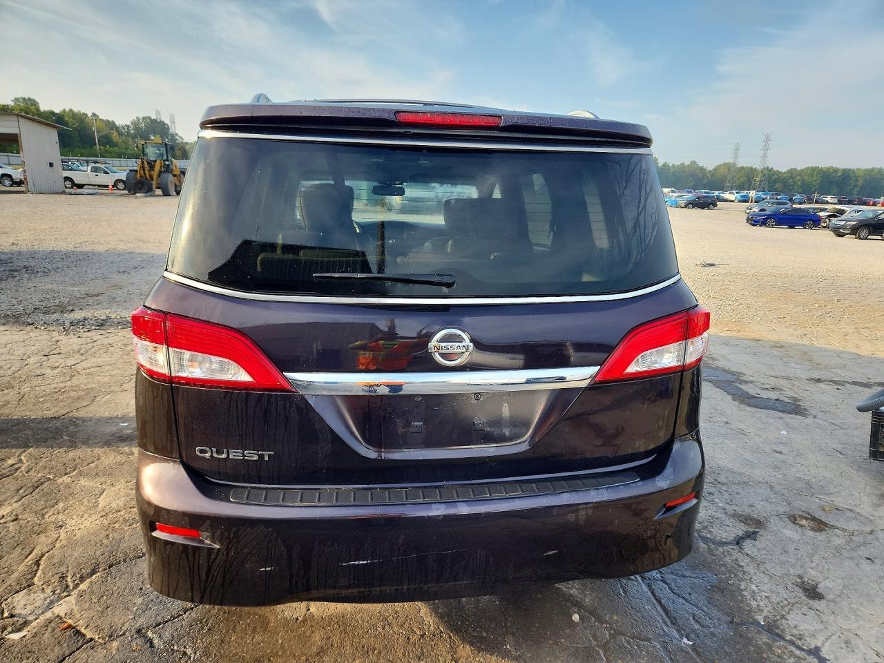2011 Nissan Quest 3.5 S - Фото 6