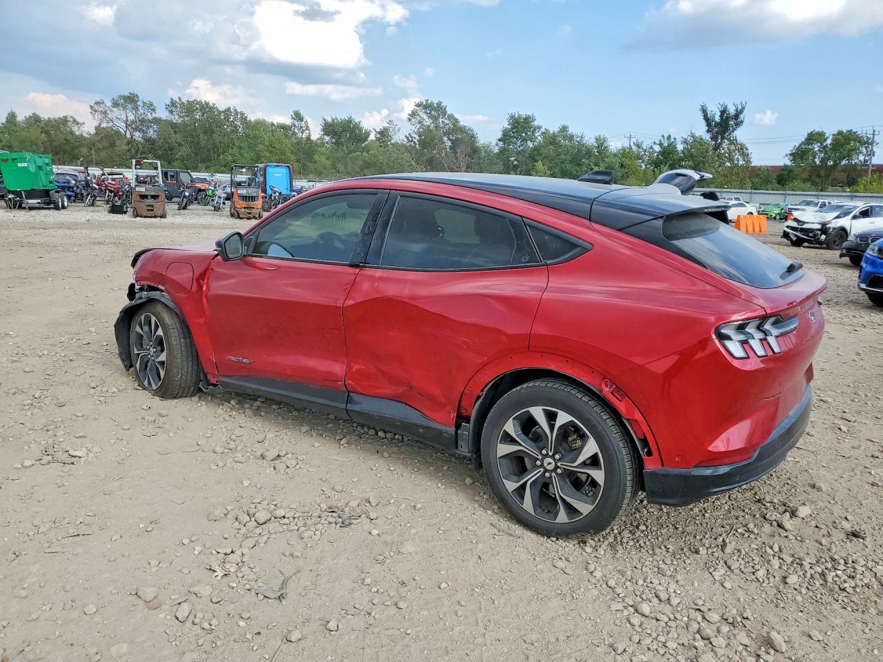 2021 Ford Mustang - Фото 2