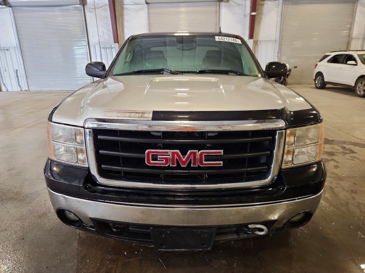 2008 GMC Sierra K1500 - Image 5