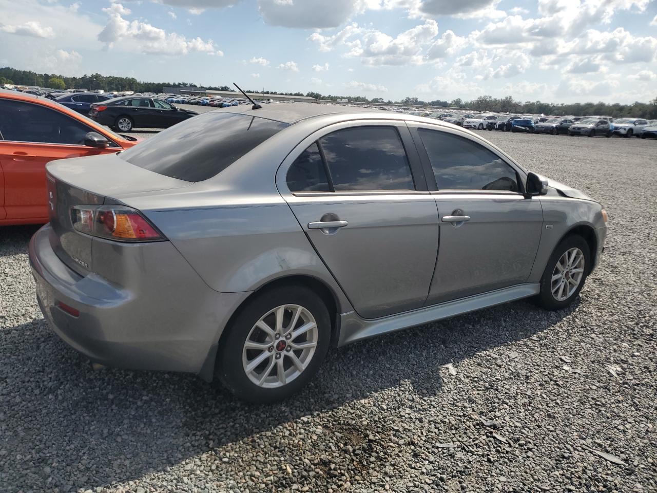 2015 Mitsubishi Lancer Es - Image 3