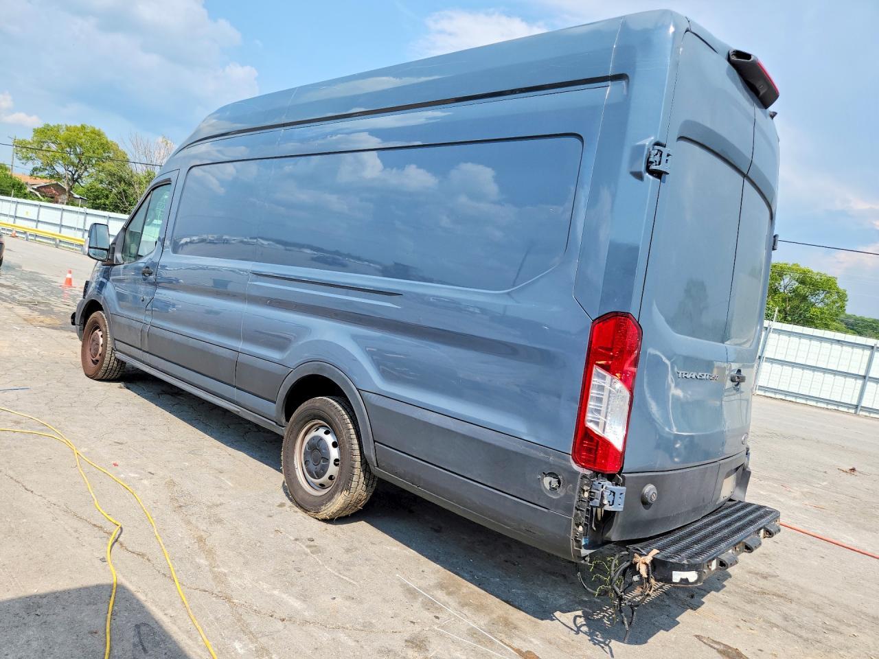 2020 Ford Transit T-250 - Фото 2