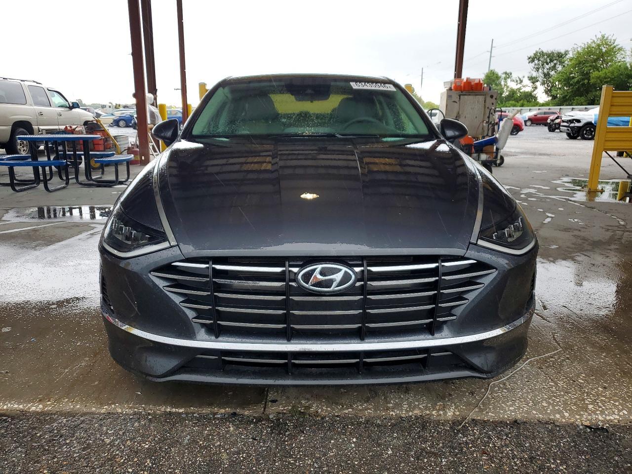 2021 Hyundai Sonata Se - Image 5