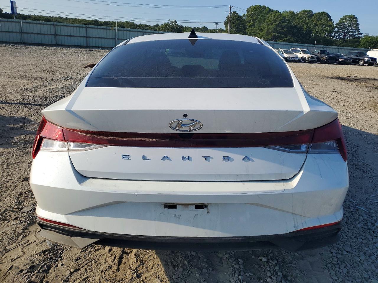 2021 Hyundai Elantra Sel - Фото 6