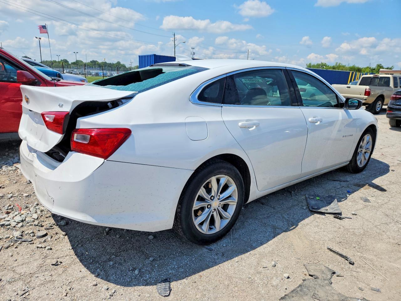2024 Chevrolet Malibu Lt - Image 3