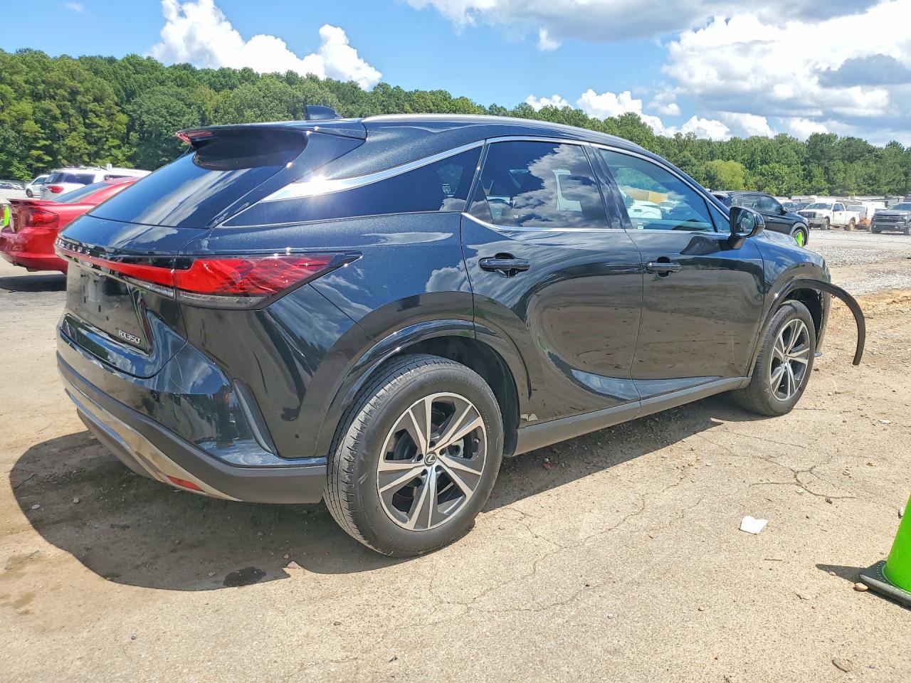 2024 Lexus Rx 350 Premium - Image 3
