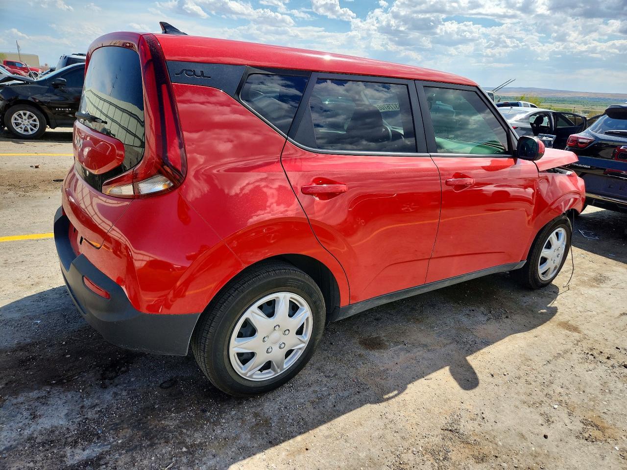 2022 Kia Soul Lx - Image 3