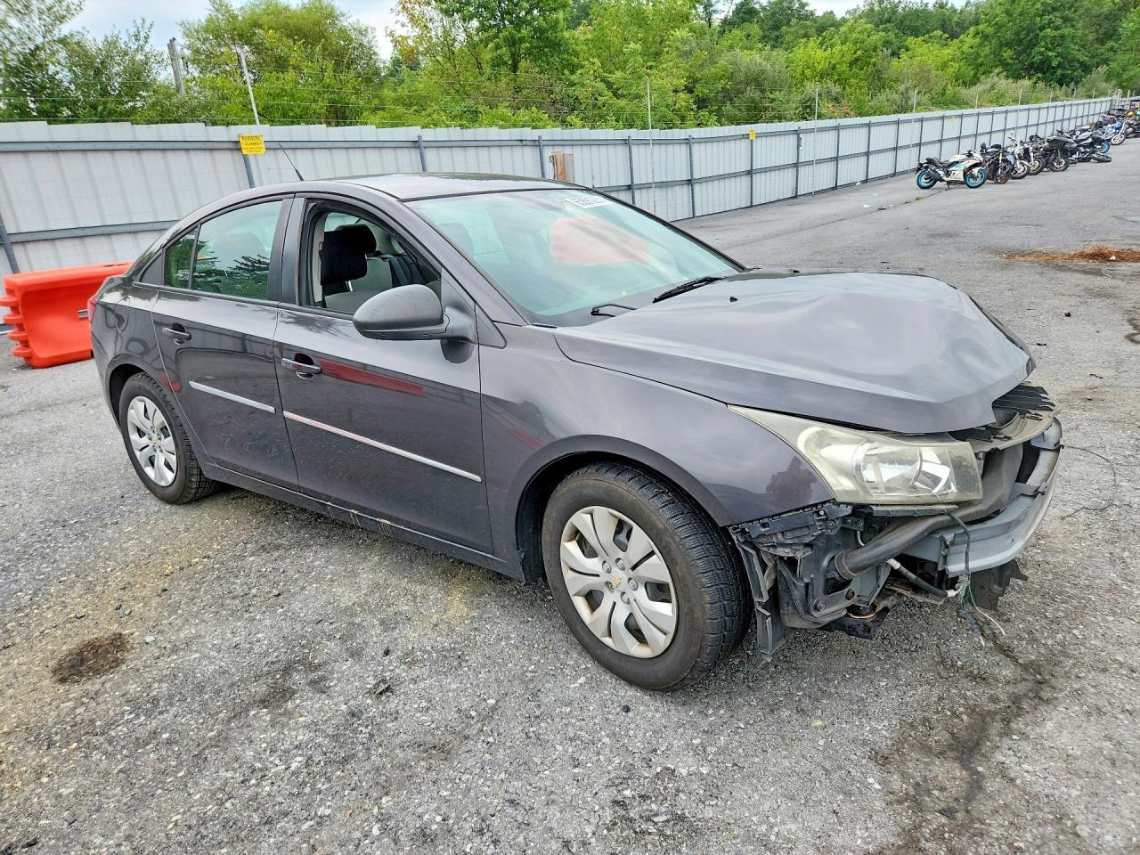 2014 Chevrolet Cruze Ls - Фото 4