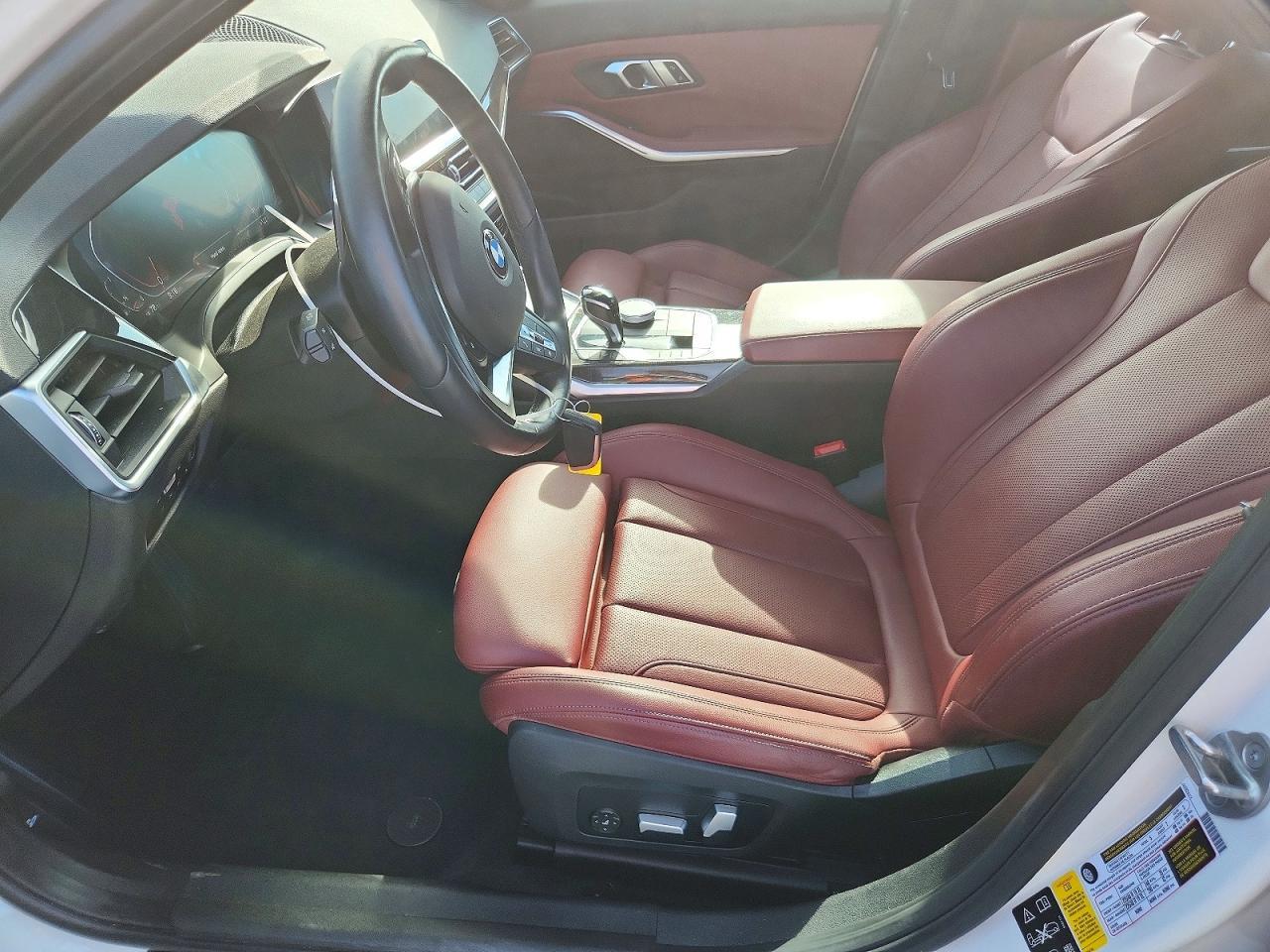 2022 BMW 330Xi - Image 7