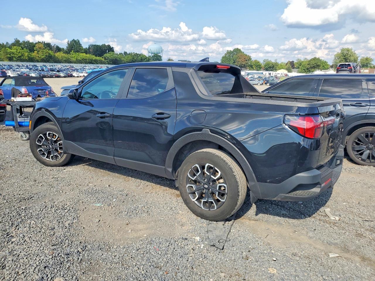 2024 Hyundai Santa Cruz Sel - Image 2