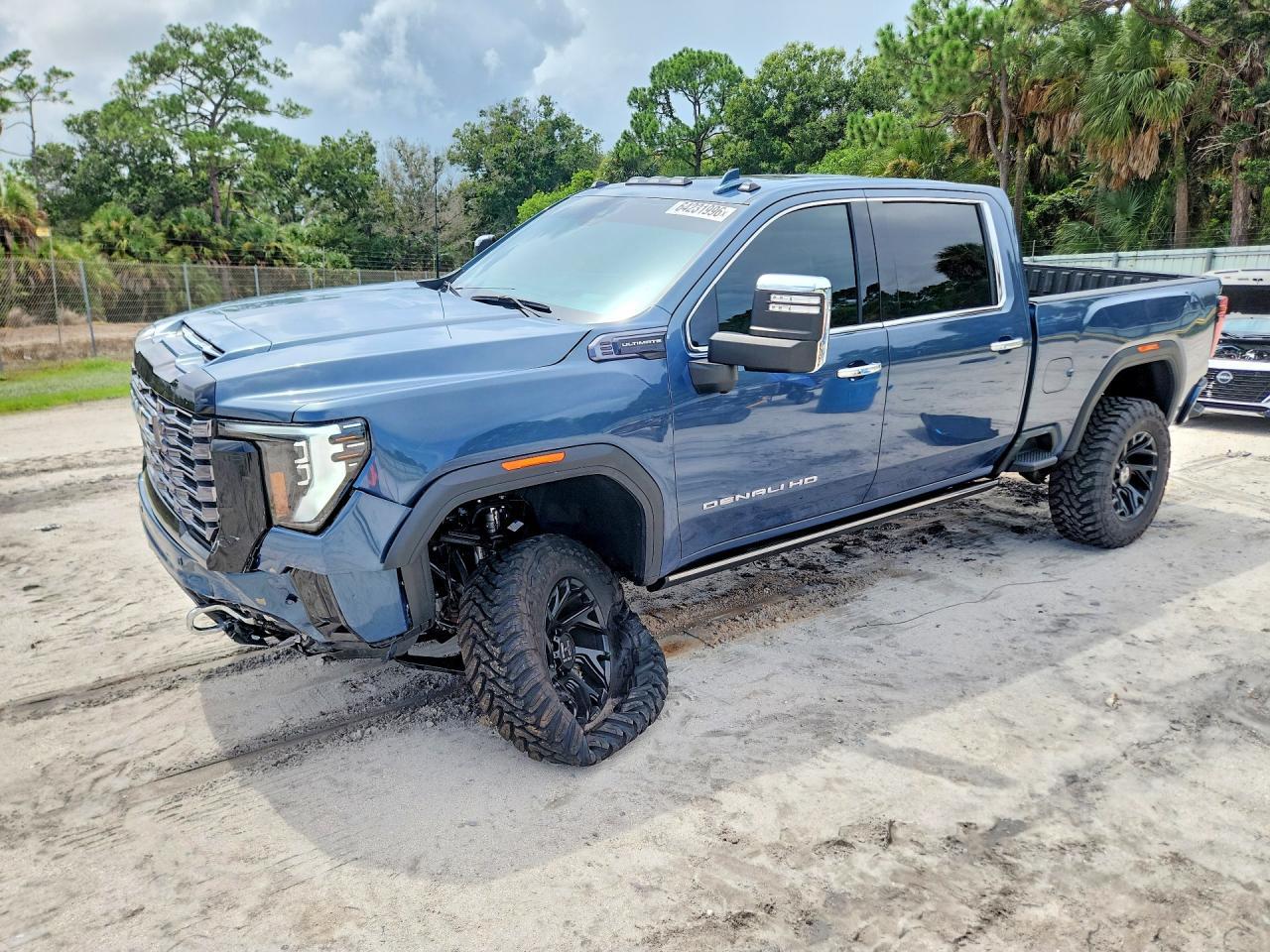 2025 GMC Sierra K2500 Denali Ultimate
