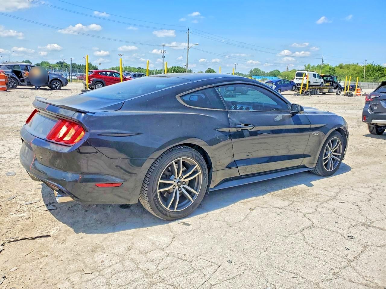 2016 Ford Mustang Gt - Фото 3