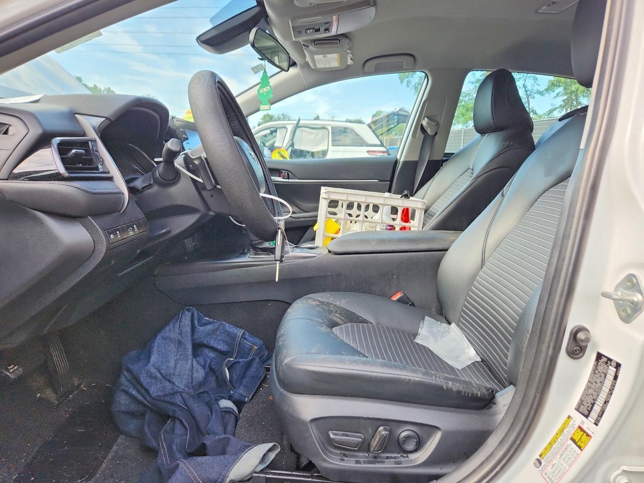 2023 Toyota Camry Se - Image 7