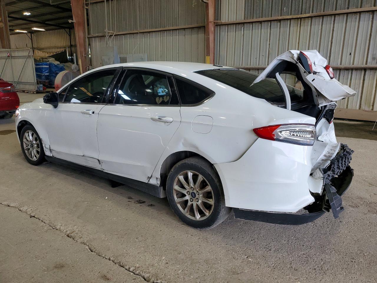 2016 Ford Fusion S - Фото 2