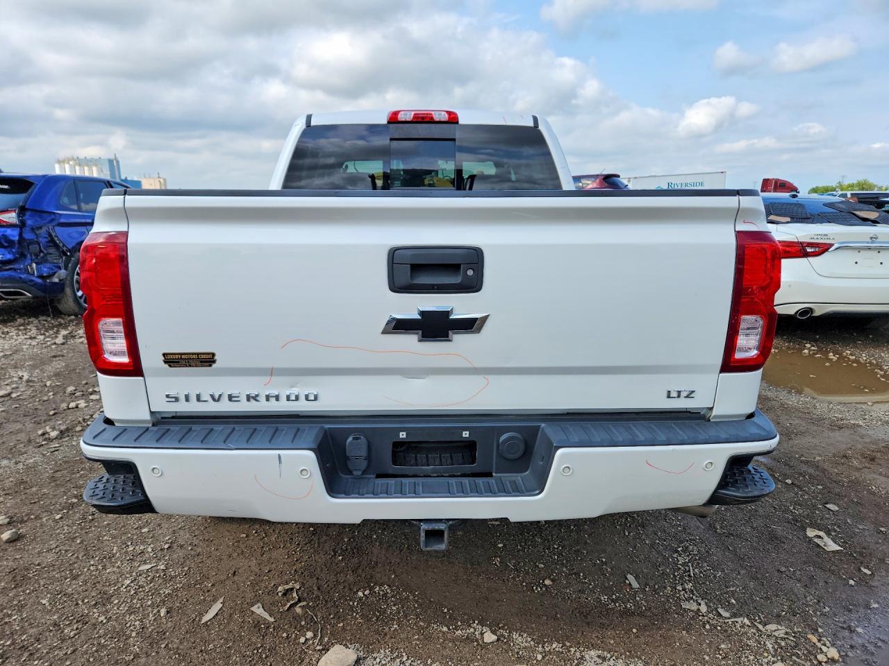 2017 Chevrolet Silverado K1500 Ltz - Image 6