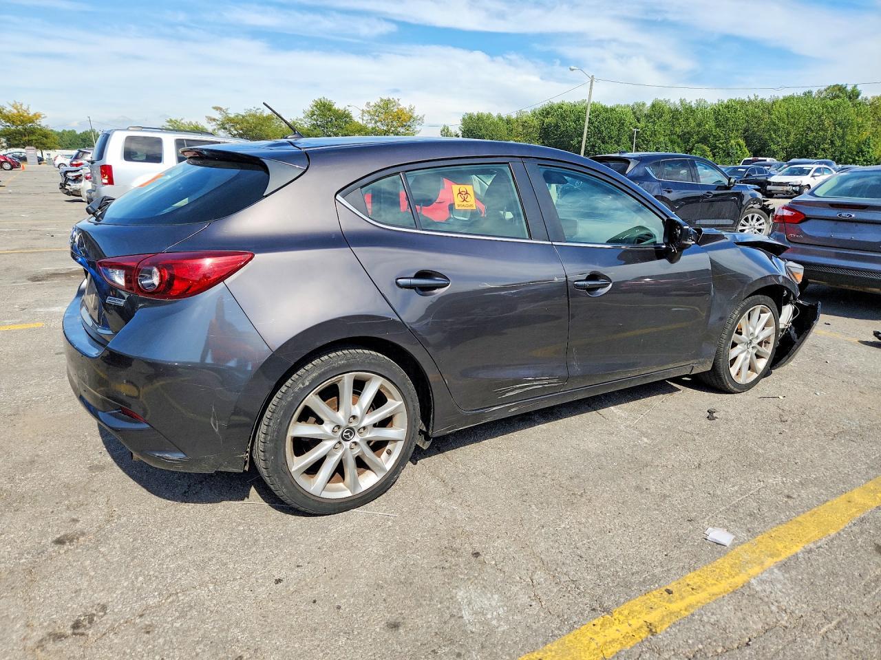 2017 Mazda 3 Touring - Фото 3